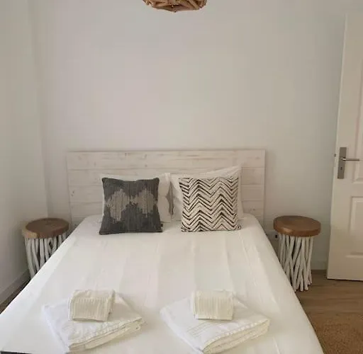 Center Marques I شقة *